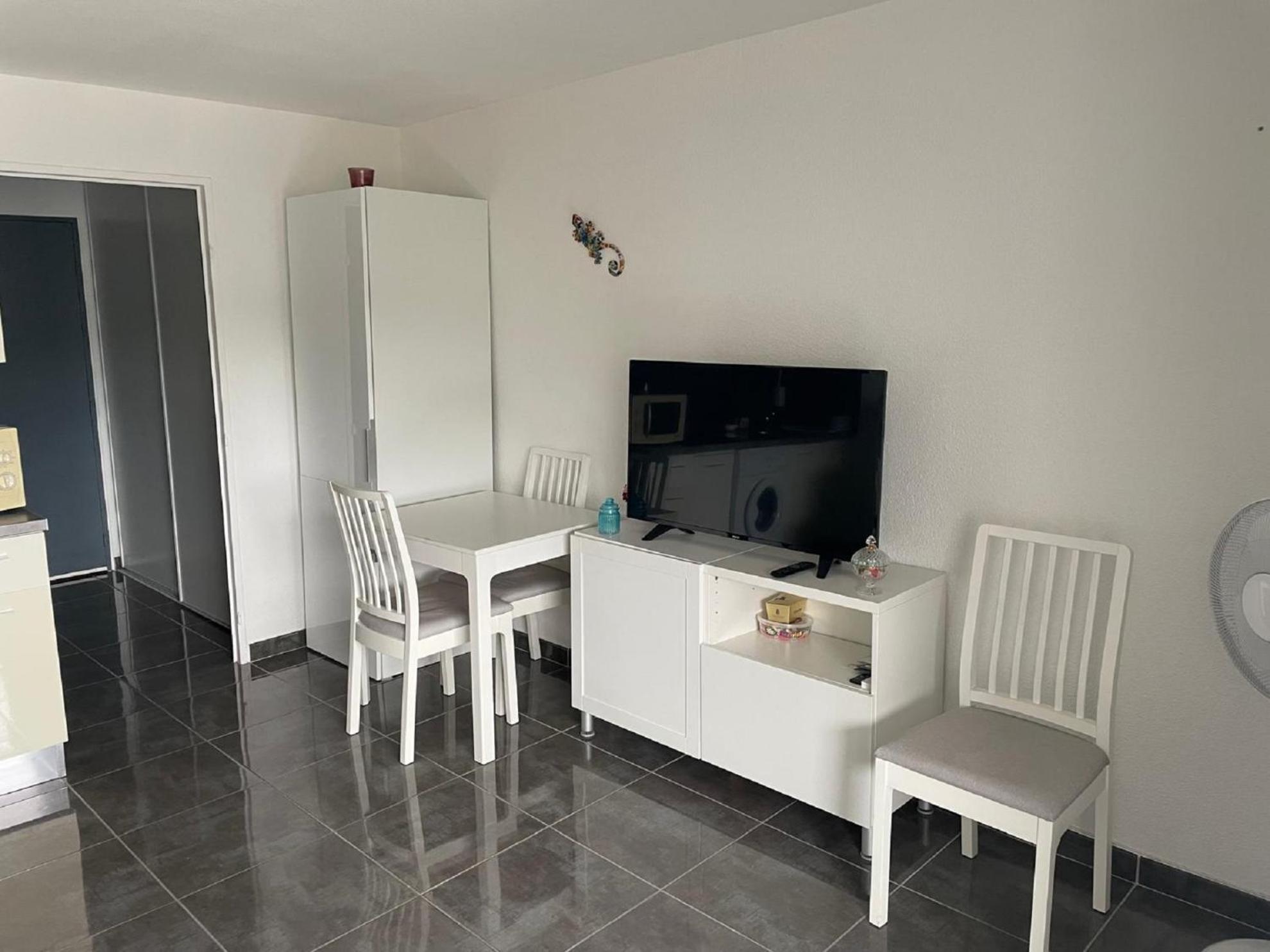 Vittoria Immobilier 11 - Reglement Sur Place - Cheques Vacances Acceptes La Grande Motte Rum bild
