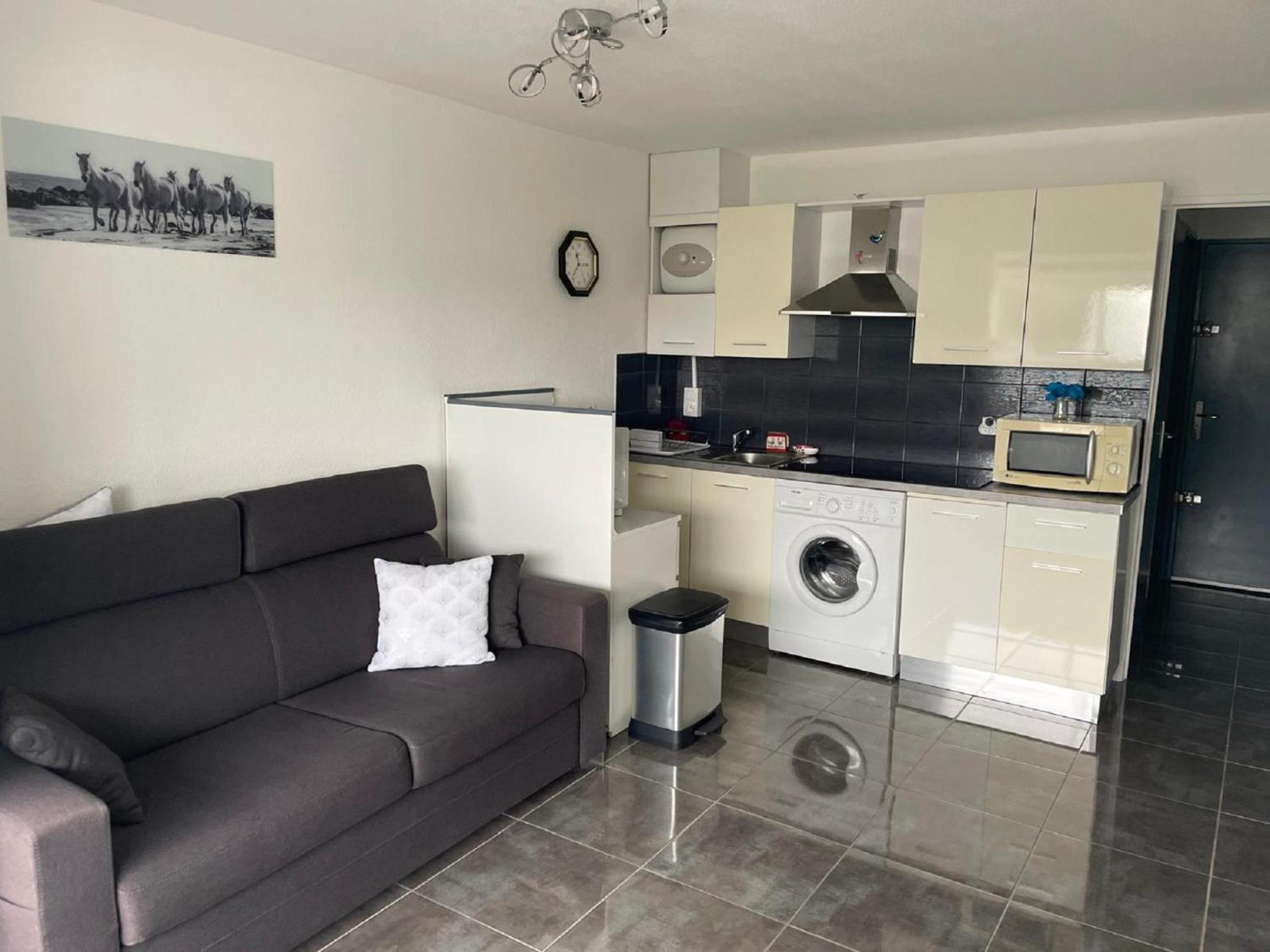 Vittoria Immobilier 11 - Reglement Sur Place - Cheques Vacances Acceptes La Grande Motte Rum bild